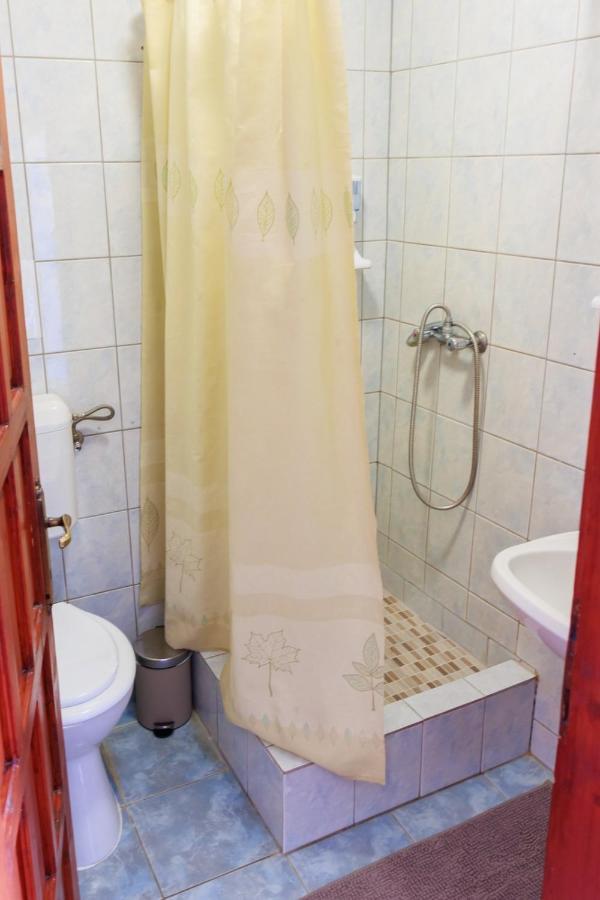 Retel Vitez Vendeghaz Hotel Sárospatak Buitenkant foto