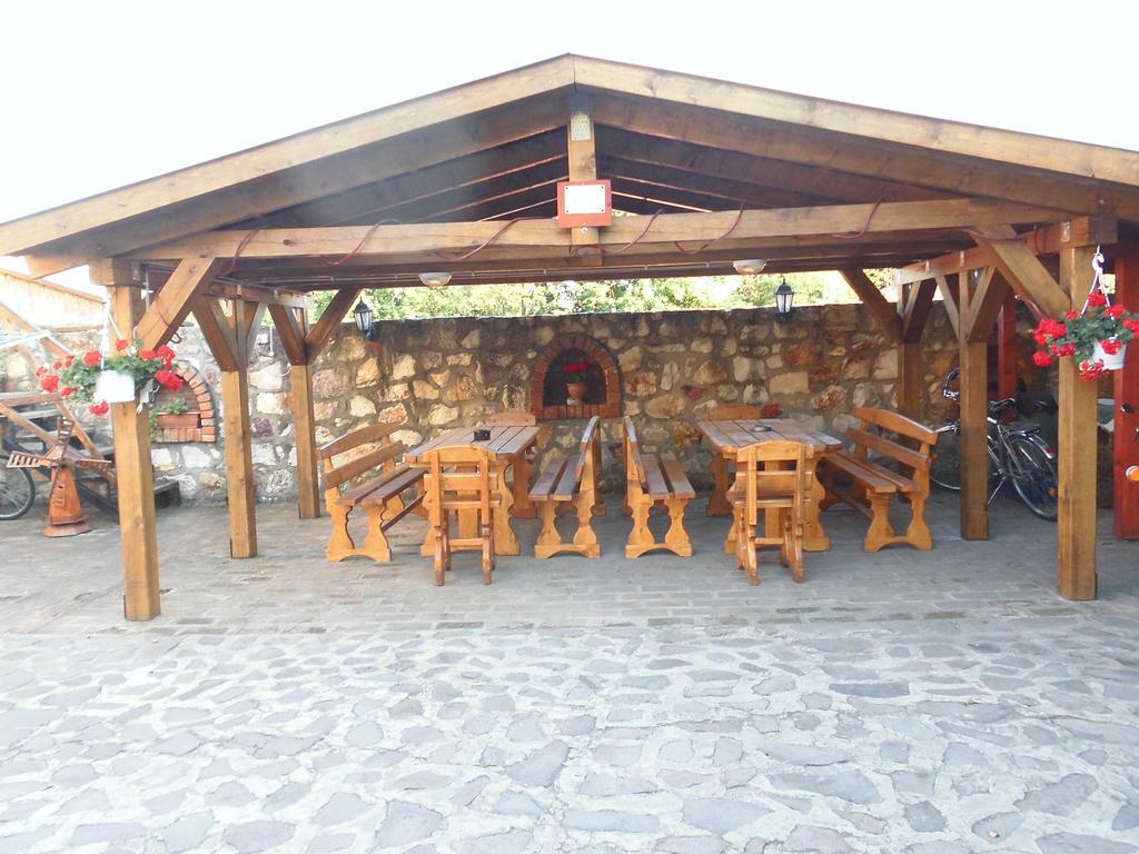 Retel Vitez Vendeghaz Hotel Sárospatak Buitenkant foto
