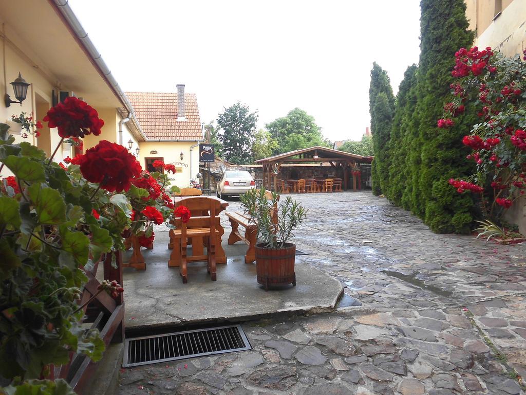 Retel Vitez Vendeghaz Hotel Sárospatak Buitenkant foto